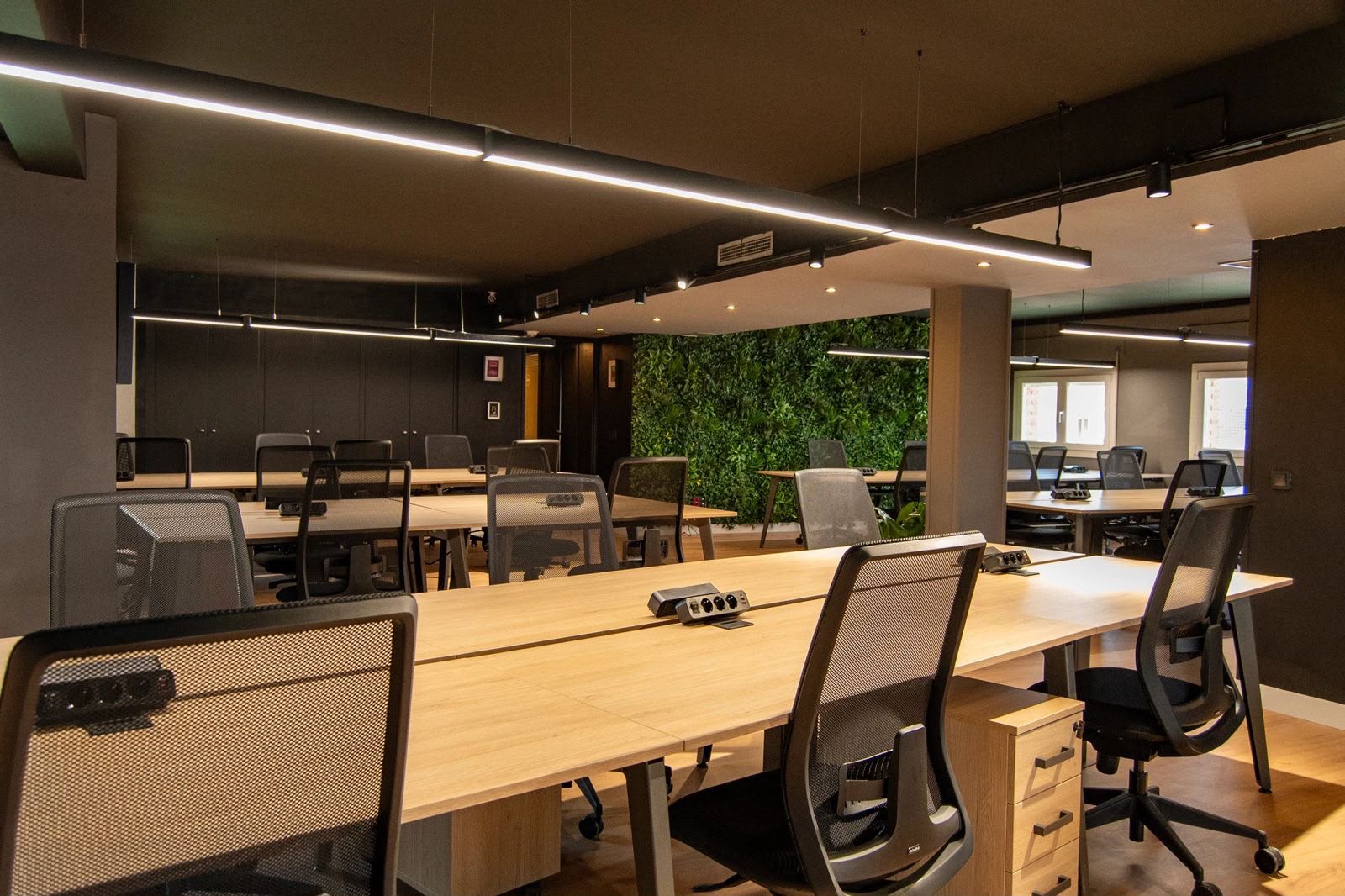 Coworking Racks House
